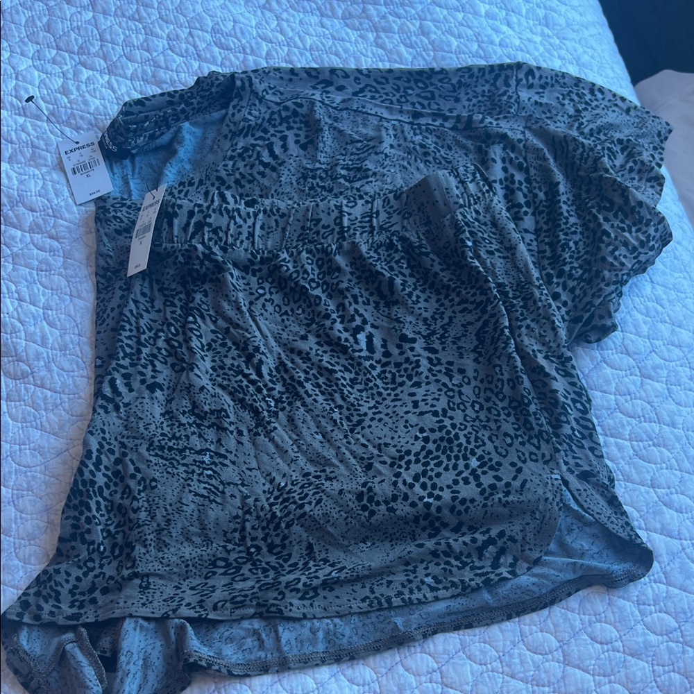 Express Gray Animal Print Short Sleeve top and shorts -pj